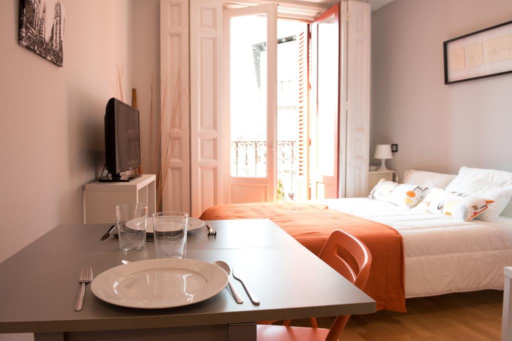 Estudio Plaza Mayor Madrid Exterior photo